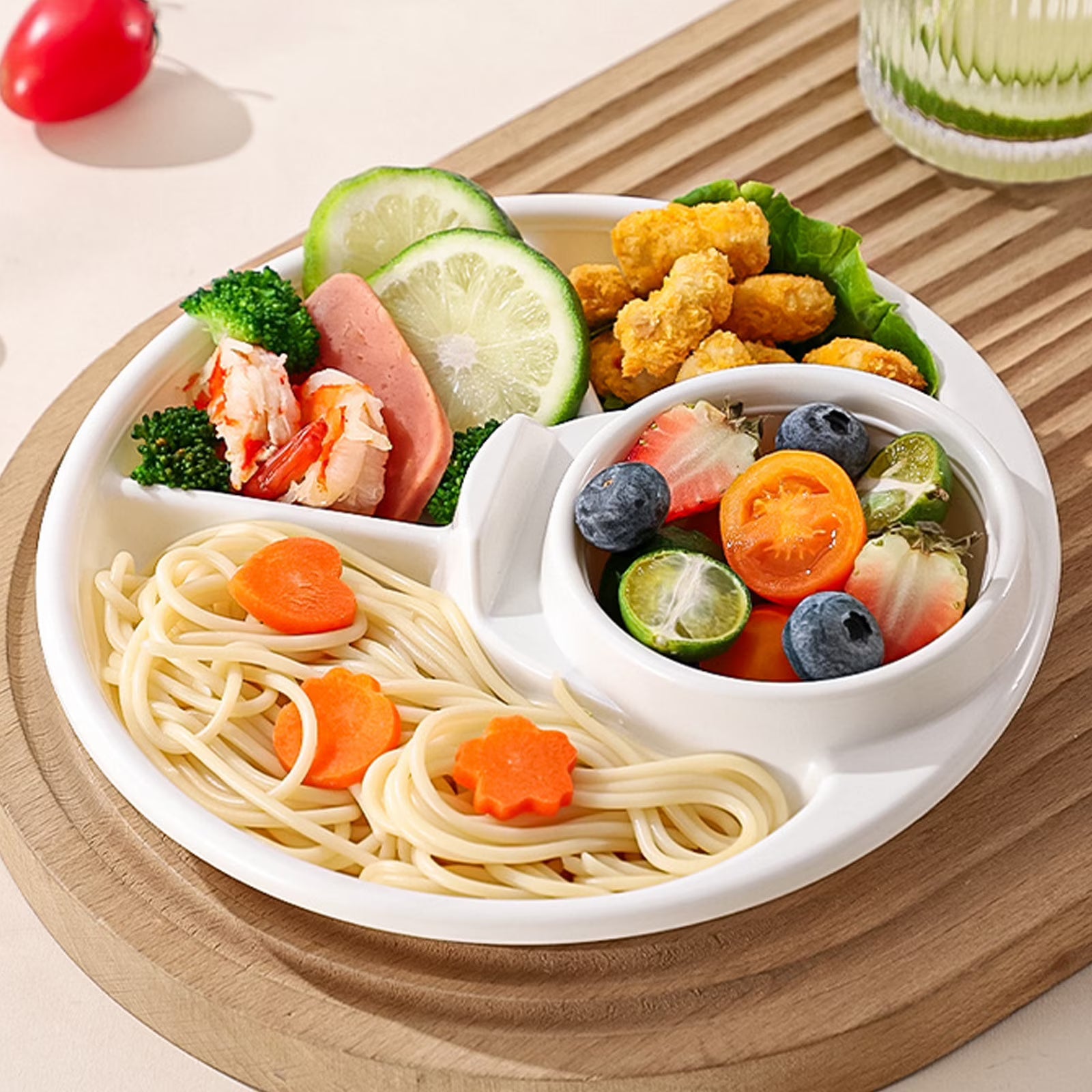 FHBVT 4-Color Food Grade Divided Plates with Anti-Spill Non-Slip Base